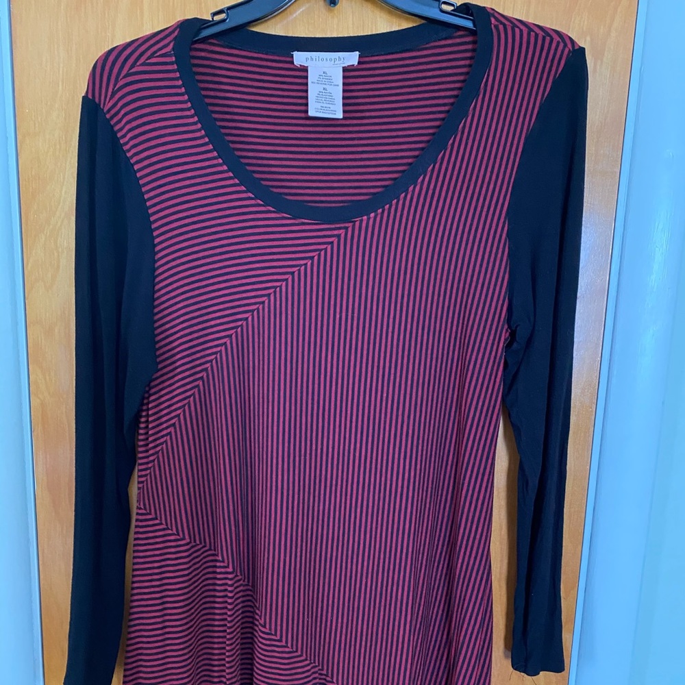 Red and black striped Sharkbite top